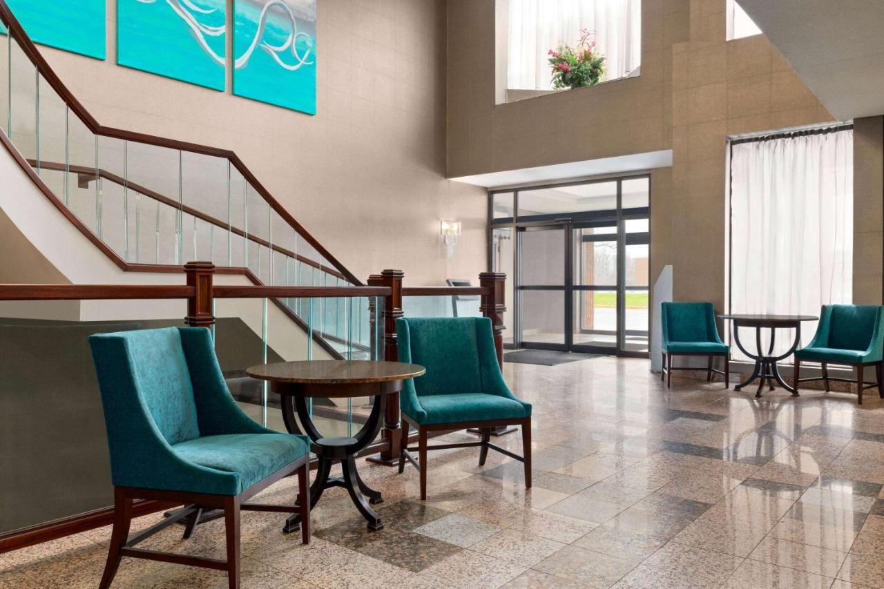 Ramada Plaza by Wyndham Niagara Falls Zewnętrze zdjęcie