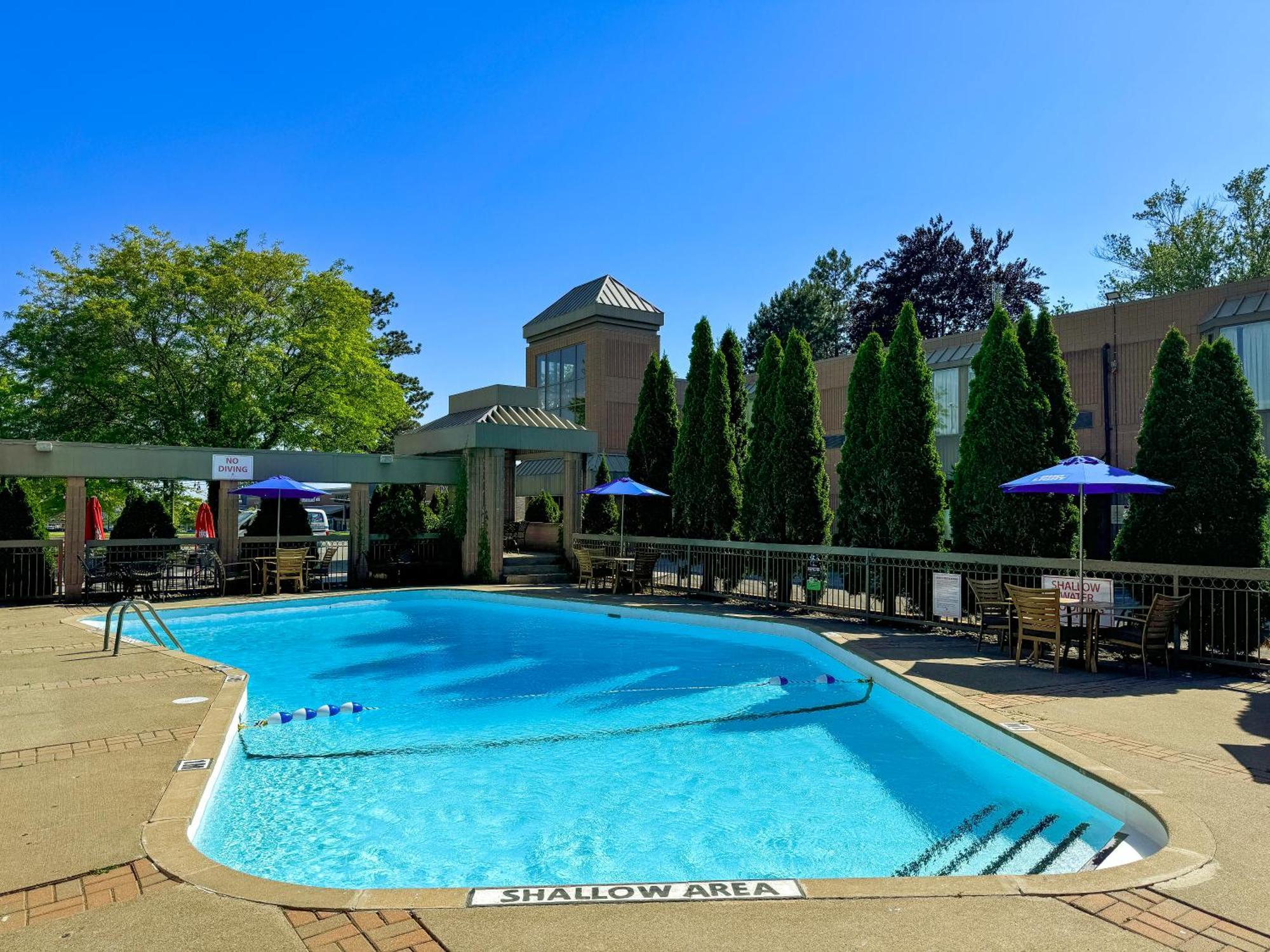 Ramada Plaza by Wyndham Niagara Falls Zewnętrze zdjęcie